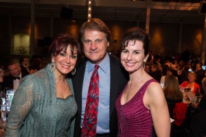 Elaine and Tony LaRussa with Artistic and Executive Director Celia Fushille Photo: Drew Altizer Phtography